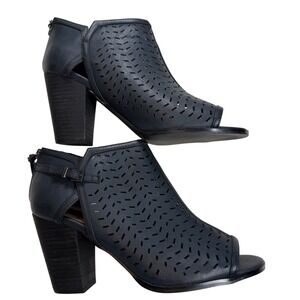 Daisy Fuentes Womens Navy Perforated Open Toe Block Heel Ankle Booties Size 8.5